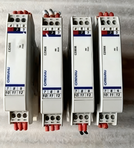 CZ3043.2/4-20mA to 0-10VDC